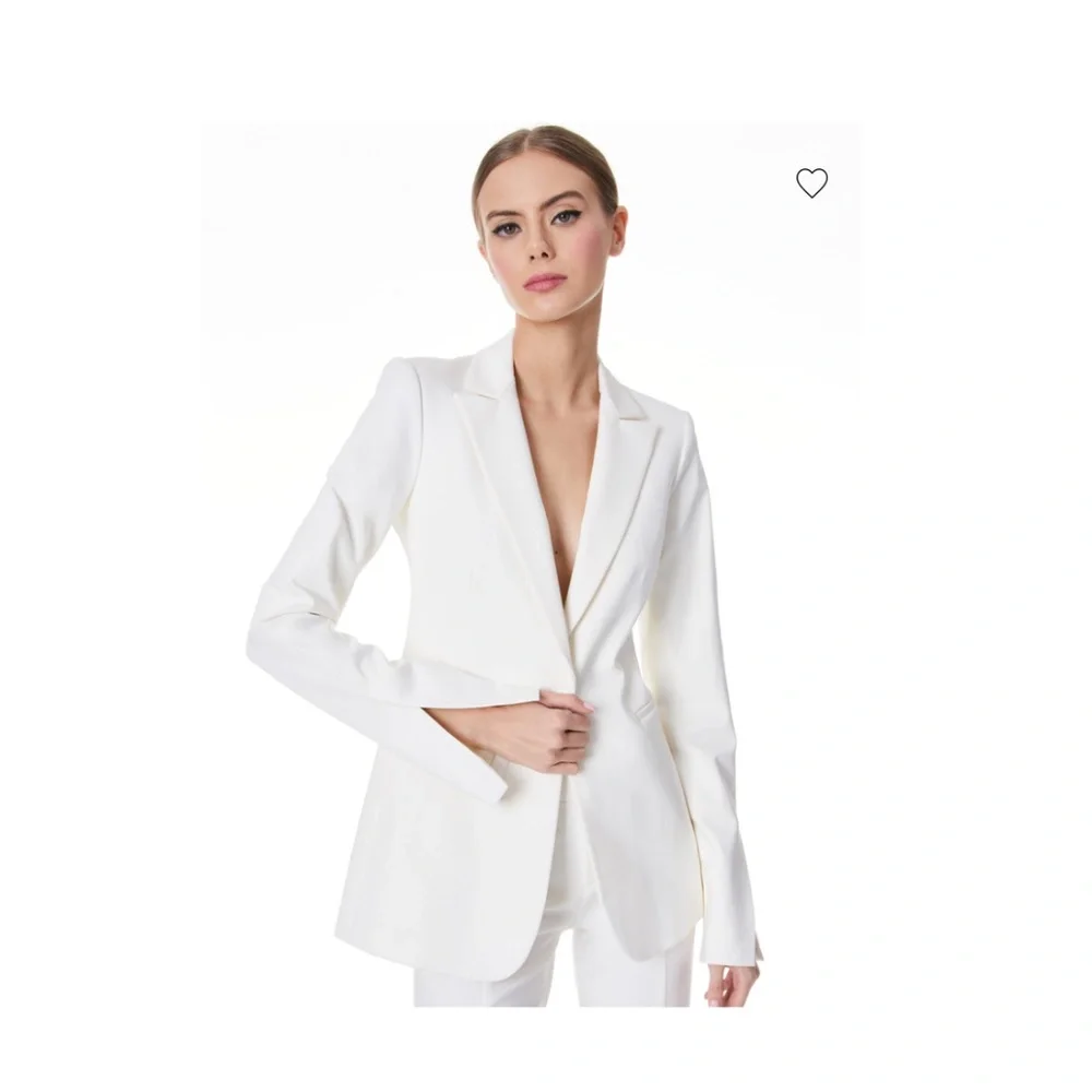 NEW WITH TAGS Alice & Olivia Breann fitted blazer off white size 0 - Picture 1 of 10